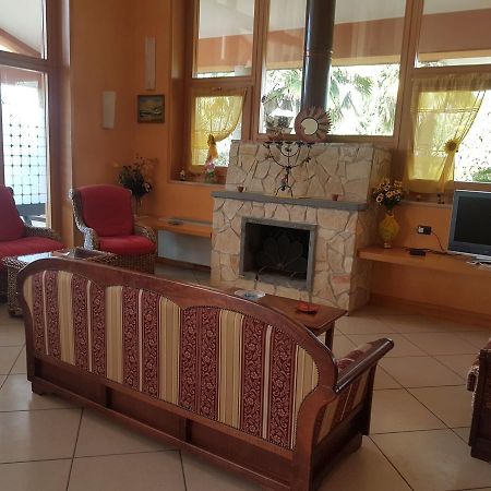 Agriturismo Terre Delle Monache Pontecagnano Bagian luar foto
